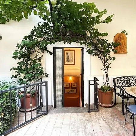 Le Clarisse Trastevere ゲストハウス 4*