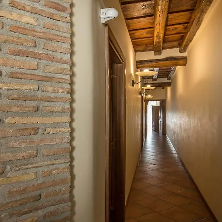 Le Clarisse Trastevere ゲストハウス