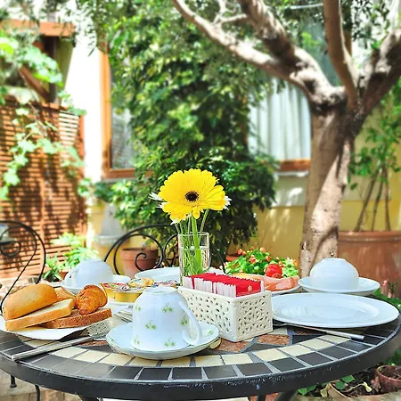 Le Clarisse Trastevere Guest house 3*