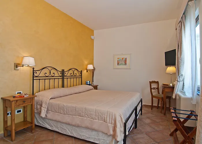 Maison d'hôtes Relais Le Clarisse 4*