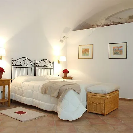 Relais Le Clarisse Maison d'hôtes 3*