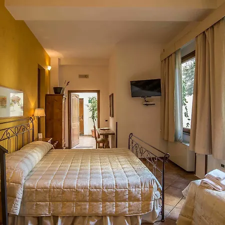 Maison d'hôtes Relais Le Clarisse 3*
