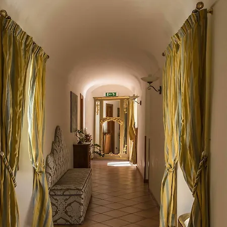 Maison d'hôtes Relais Le Clarisse 3*
