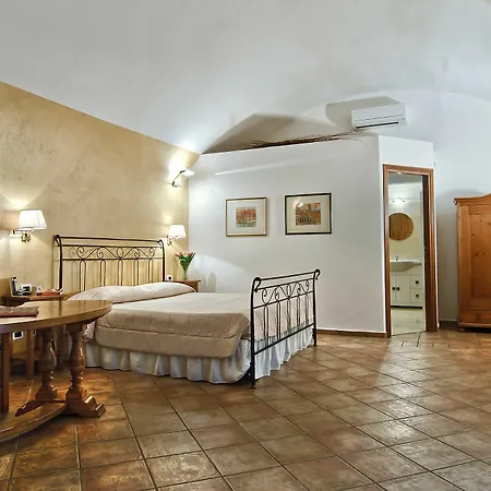 Relais Le Clarisse Rome